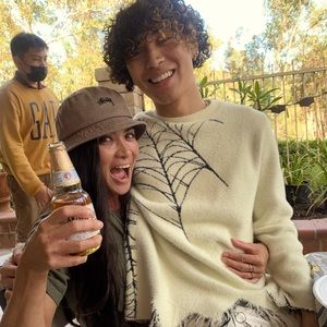 Meet your Posher, Melanie